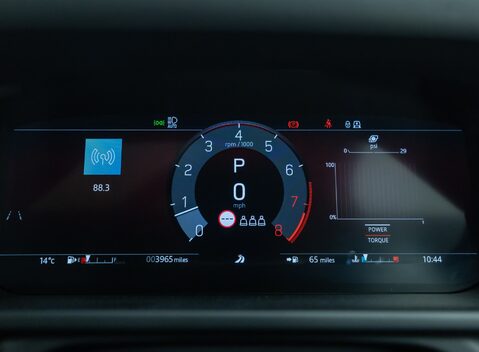 Land Rover Defender 110 OCTA 22