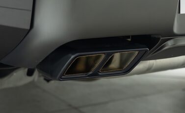 Land Rover Defender 110 OCTA 36