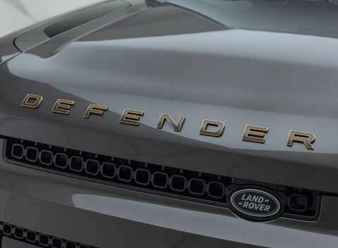 Land Rover Defender 110 OCTA 32