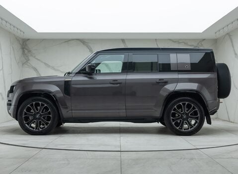 Land Rover Defender 110 OCTA 5