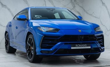 Lamborghini Urus 9