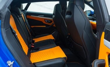 Lamborghini Urus 18