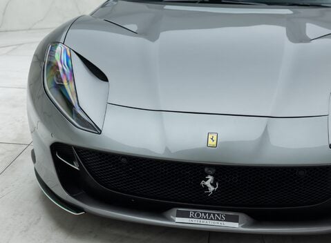 Ferrari 812 Superfast 30