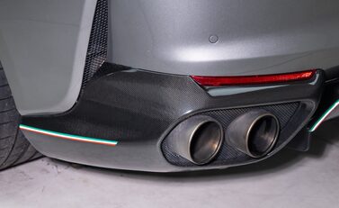 Ferrari 812 Superfast 37