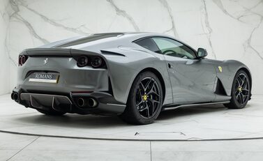 Ferrari 812 Superfast 7