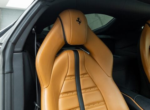 Ferrari 812 Superfast 16