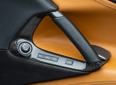 Ferrari 812 Superfast 28