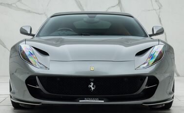 Ferrari 812 Superfast 8