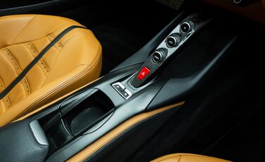 Ferrari 812 Superfast 24