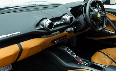 Ferrari 812 Superfast 18