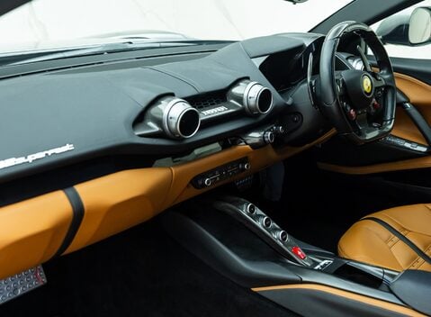 Ferrari 812 Superfast 18