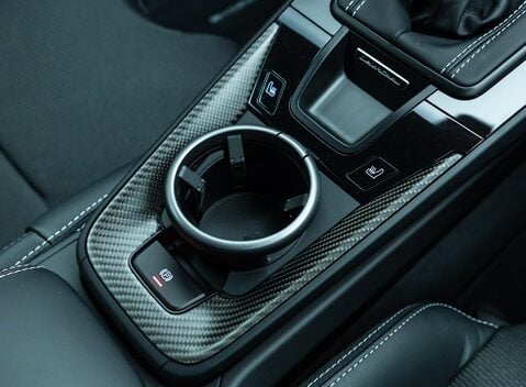 Porsche 911 GT3 TOURING (992.2) 28