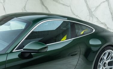 Porsche 911 GT3 TOURING (992.2) 43