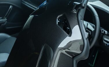 Porsche 911 GT3 TOURING (992.2) 19