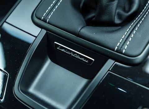 Porsche 911 GT3 TOURING (992.2) 29