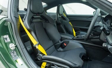 Porsche 911 GT3 TOURING (992.2) 14