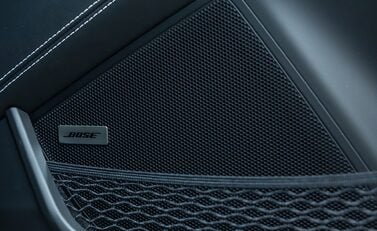 Porsche 911 GT3 TOURING (992.2) 33