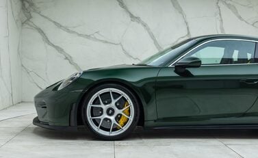 Porsche 911 GT3 TOURING (992.2) 48
