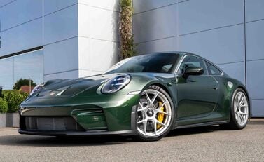 Porsche 911 GT3 TOURING (992.2) 2