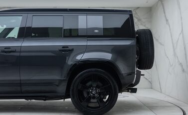 Land Rover Defender 110 V8 P525 39