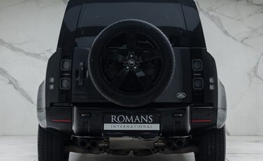 Land Rover Defender 110 V8 P525 8