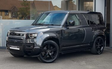 Land Rover Defender 110 V8 P525 2