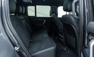 Land Rover Defender 110 V8 P525 18