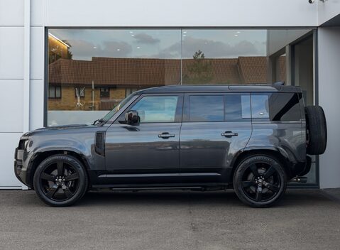 Land Rover Defender 110 V8 P525 3