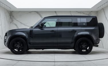 Land Rover Defender 110 V8 P525 5