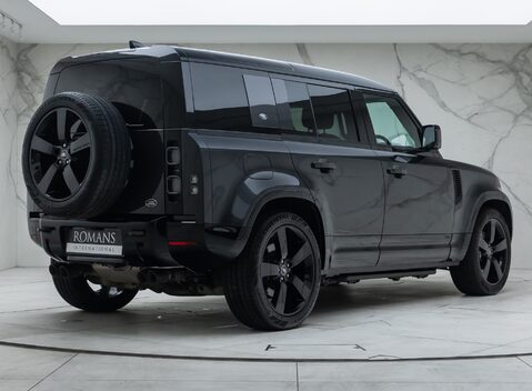 Land Rover Defender 110 V8 P525 6