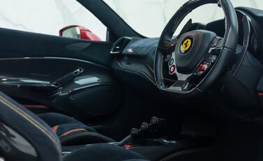 Ferrari 488 Pista 13
