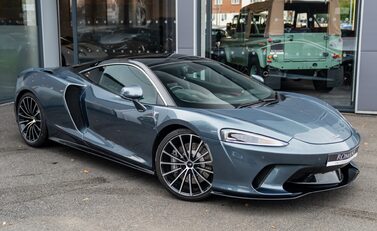 McLaren GT 2
