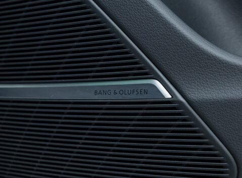 Audi RS Q8 PERFORMANCE CARBON VORSPRUNG 28