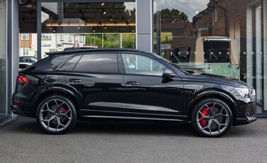 Audi RS Q8 PERFORMANCE CARBON VORSPRUNG 3