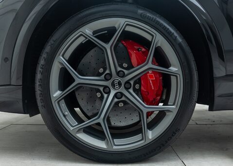 Audi RS Q8 PERFORMANCE CARBON VORSPRUNG 