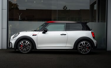 Mini Hatch JOHN COOPER WORKS 3