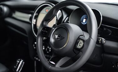 Mini Hatch JOHN COOPER WORKS 15