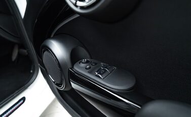 Mini Hatch JOHN COOPER WORKS 30