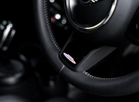 Mini Hatch JOHN COOPER WORKS 16