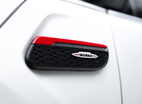 Mini Hatch JOHN COOPER WORKS 35