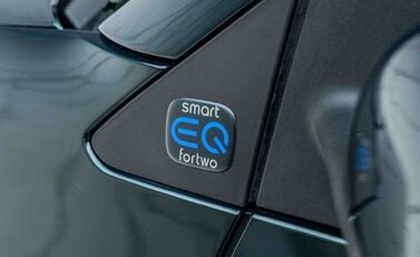 Smart Fortwo Coupe RACING GREEN EDITION 36