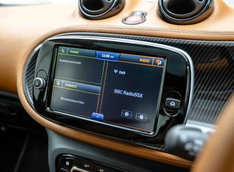 Smart Fortwo Coupe RACING GREEN EDITION 24