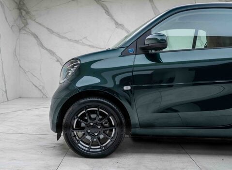 Smart Fortwo Coupe RACING GREEN EDITION 37