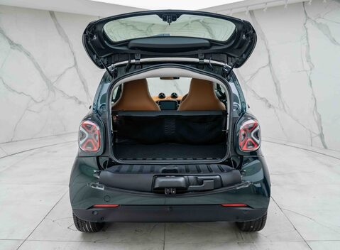 Smart Fortwo Coupe RACING GREEN EDITION 40