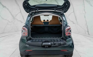 Smart Fortwo Coupe RACING GREEN EDITION 40
