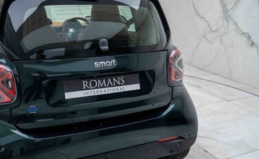 Smart Fortwo Coupe RACING GREEN EDITION 34