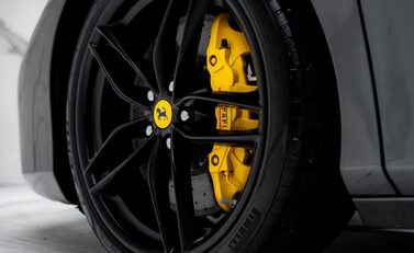 Ferrari 488 SPIDER 35