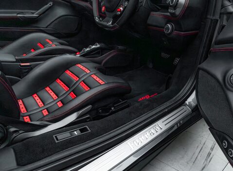 Ferrari 488 SPIDER 29