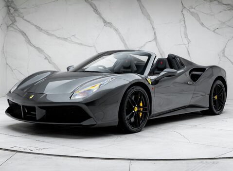 Ferrari 488 SPIDER 1