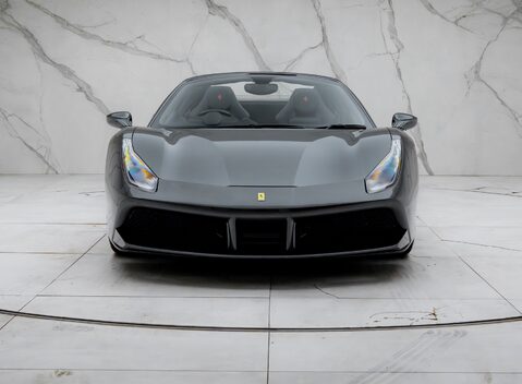 Ferrari 488 SPIDER 10